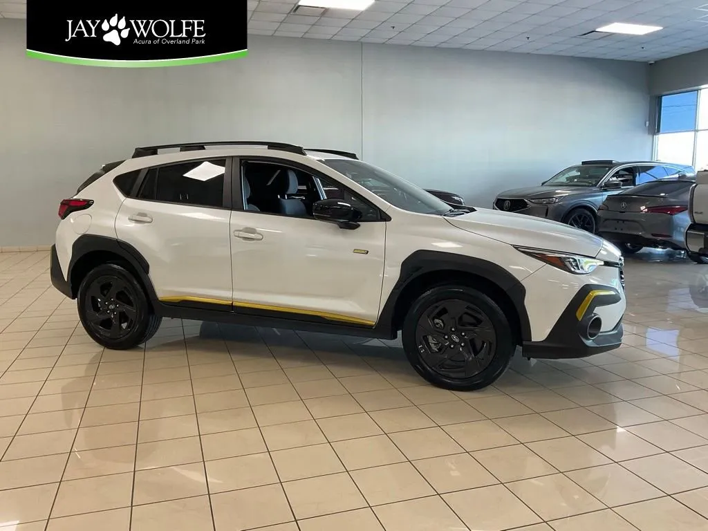 White 2024 Subaru Crosstrek Sport for sale in Overland Park, KS