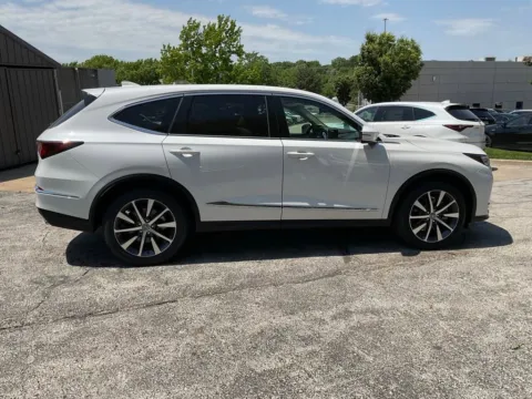 More photos of 2026 Acura MDX w/Technology Package at Acura of Overland Park, KS