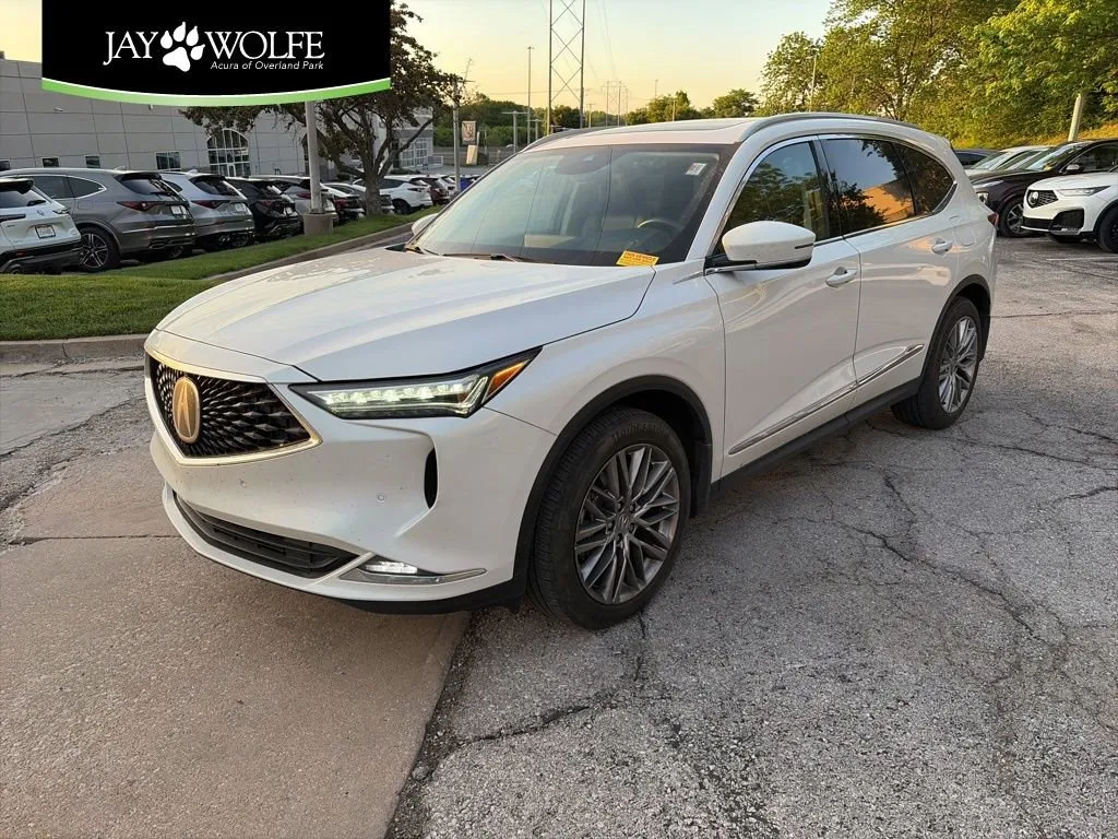 White 2023 Acura MDX w/Advance Package for sale in Overland Park, KS
