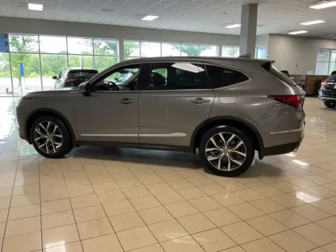 More photos of 2024 Acura MDX w/Technology Package at Acura of Overland Park, KS