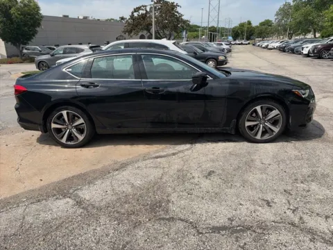 More photos of 2025 Acura TLX w/Technology Package at Acura of Overland Park, KS