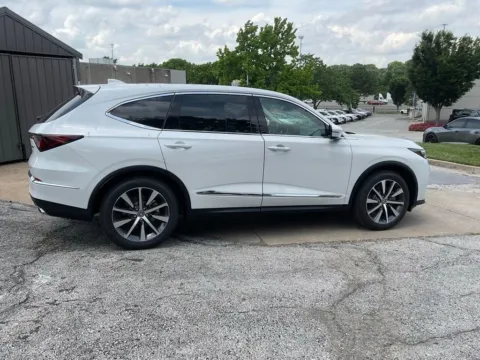 More photos of 2026 Acura MDX w/Technology Package at Acura of Overland Park, KS