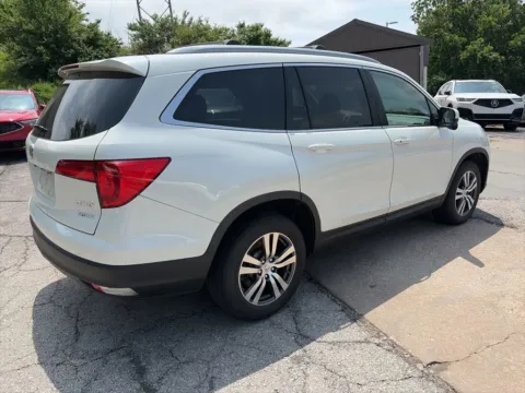More photos of 2016 Honda Pilot EX-L at Acura of Overland Park, KS