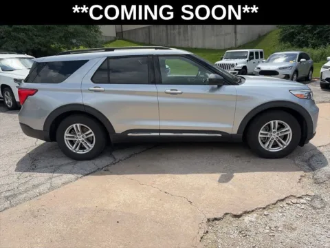 More photos of 2020 Ford Explorer XLT at Acura of Overland Park, KS