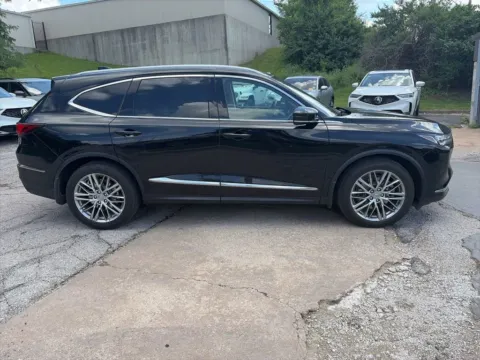 More photos of 2024 Acura MDX w/Advance Package at Acura of Overland Park, KS
