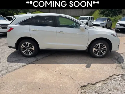 More photos of 2017 Acura RDX w/Advance Pkg at Acura of Overland Park, KS