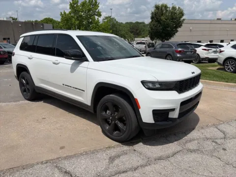 Another view of 2023 Jeep Grand Cherokee L Altitude for sale in Overland Park, KS at Acura of Overland Park