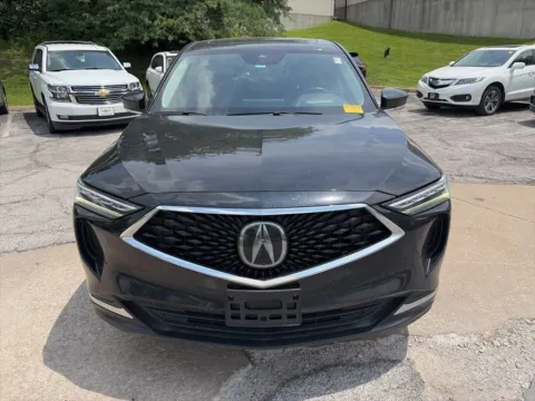 Photos of 2023 Acura MDX w/Technology Package for sale in Overland Park, KS at Acura of Overland Park