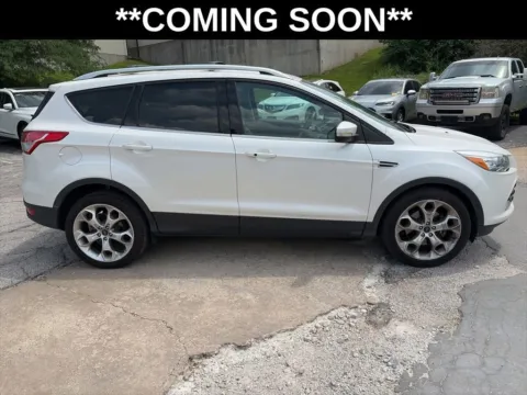 More photos of 2013 Ford Escape Titanium at Acura of Overland Park, KS