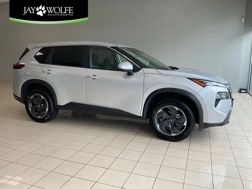 Used 2024 Nissan Rogue SV with VIN 5N1BT3BB5RC693543 for sale in Kansas City
