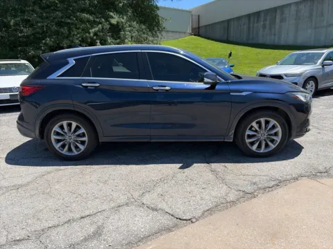 More photos of 2022 INFINITI QX50 LUXE at Acura of Overland Park, KS