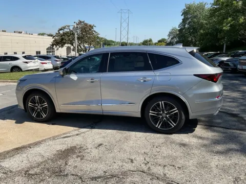 More photos of 2026 Acura MDX w/Advance Package at Acura of Overland Park, KS