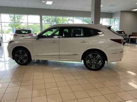 More photos of 2026 Acura MDX w/Advance Package at Acura of Overland Park, KS