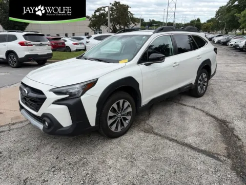 White 2024 Subaru Outback Limited for sale in Overland Park, KS
