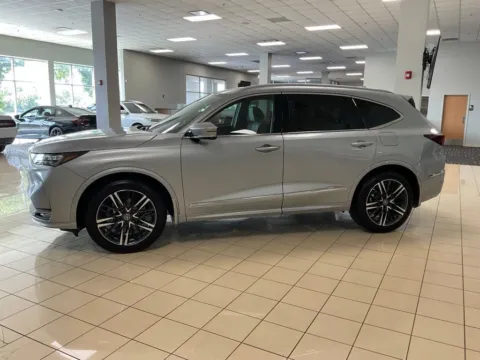 More photos of 2026 Acura MDX w/Advance Package at Acura of Overland Park, KS