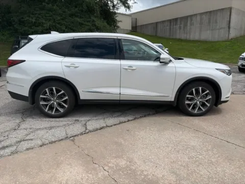 More photos of 2022 Acura MDX w/Technology Package at Acura of Overland Park, KS