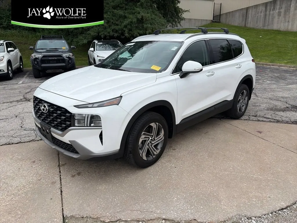 White 2023 Hyundai Santa Fe SEL for sale in Overland Park, KS