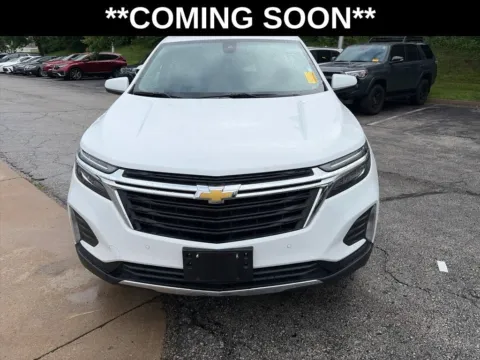 Photos of 2024 Chevrolet Equinox LT for sale in Overland Park, KS at Acura of Overland Park