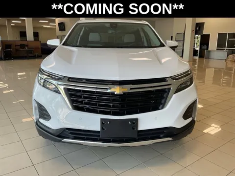 Photos of 2024 Chevrolet Equinox LT for sale in Overland Park, KS at Acura of Overland Park