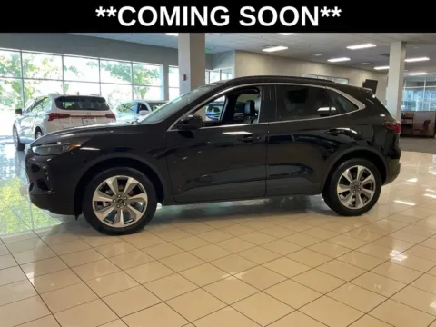 More photos of 2025 Ford Escape Platinum at Acura of Overland Park, KS