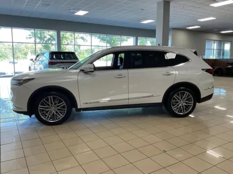 More photos of 2024 Acura MDX w/Advance Package at Acura of Overland Park, KS