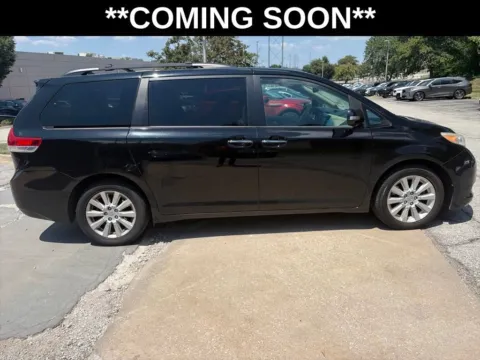 More photos of 2013 Toyota Sienna XLE at Acura of Overland Park, KS