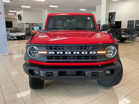 Photos of 2024 Ford Bronco Black Diamond for sale in Overland Park, KS at Acura of Overland Park