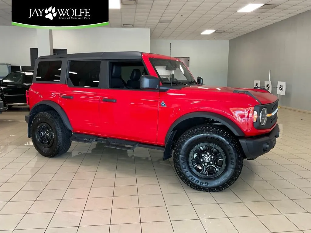 Red 2024 Ford Bronco Black Diamond for sale in Overland Park, KS