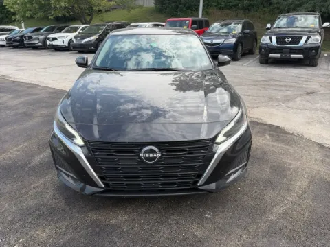 Photos of 2023 Nissan Altima 2.5 SV for sale in Overland Park, KS at Acura of Overland Park