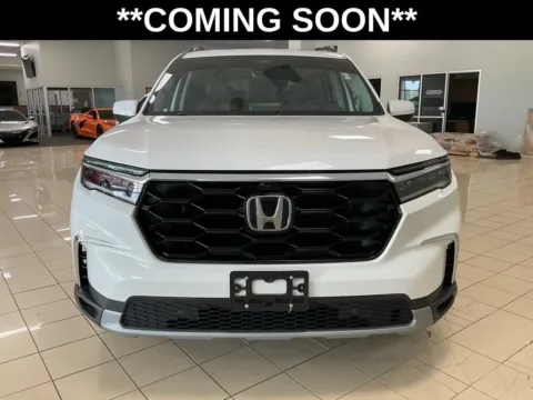 Photos of 2023 Honda Pilot Elite for sale in Overland Park, KS at Acura of Overland Park