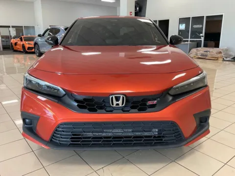Photos of 2023 Honda Civic Si for sale in Overland Park, KS at Acura of Overland Park