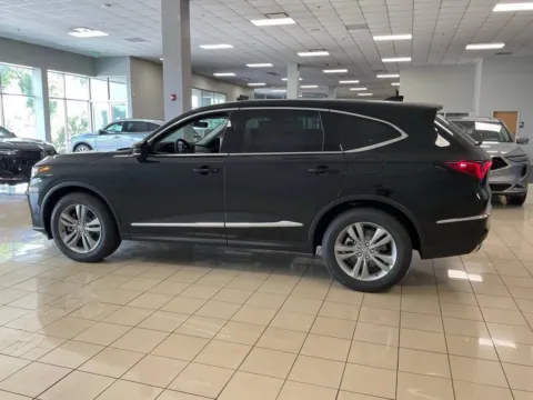 More photos of 2026 Acura MDX at Acura of Overland Park, KS