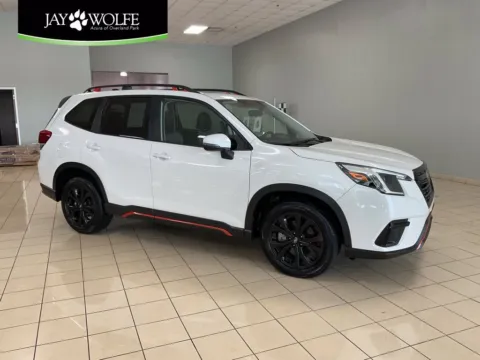White 2024 Subaru Forester Sport for sale in Overland Park, KS