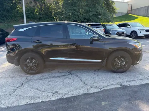 More photos of 2024 Acura RDX w/Advance Package at Acura of Overland Park, KS