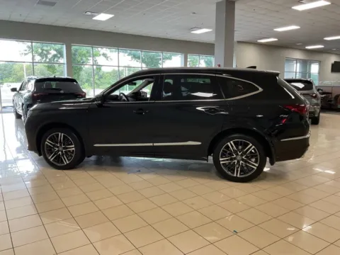 More photos of 2025 Acura MDX w/Advance Package at Acura of Overland Park, KS