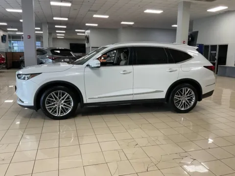 More photos of 2022 Acura MDX w/Advance Package at Acura of Overland Park, KS