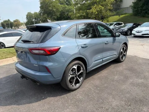 More photos of 2023 Ford Escape ST-Line Select at Acura of Overland Park, KS