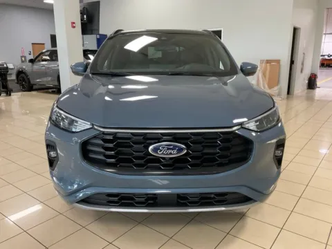 Photos of 2023 Ford Escape ST-Line Select for sale in Overland Park, KS at Acura of Overland Park