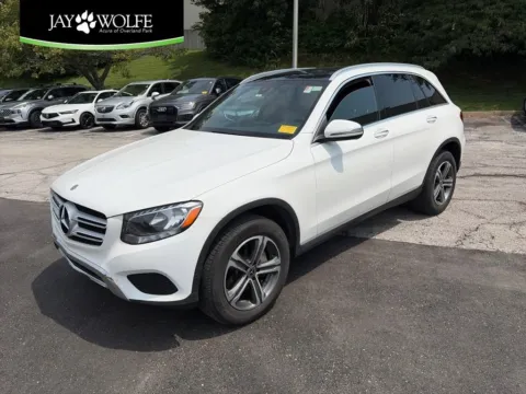 White 2019 Mercedes-Benz GLC 300 for sale in Overland Park, KS