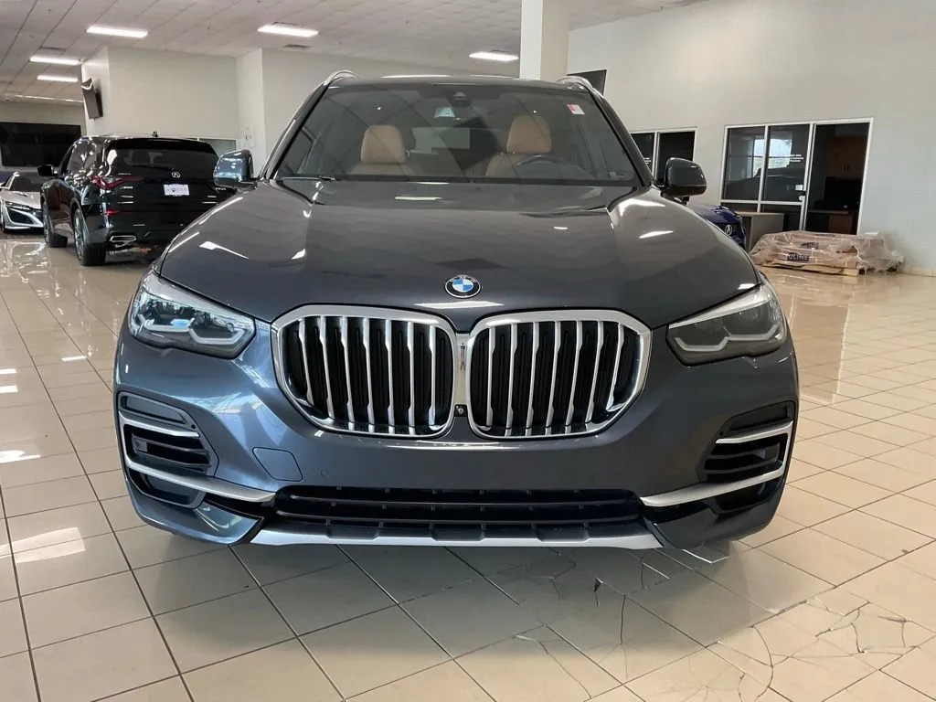 Used 2022 BMW X5 40i with VIN 5UXCR6C03N9K63800 for sale in Kansas City