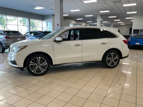 More photos of 2019 Acura MDX w/Technology Pkg at Acura of Overland Park, KS