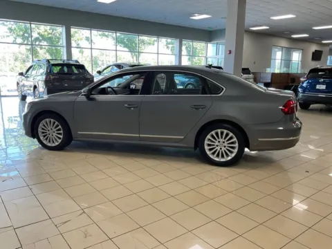 More photos of 2017 Volkswagen Passat 1.8T SE at Acura of Overland Park, KS
