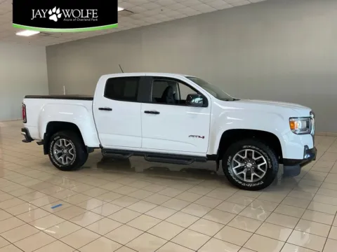 White 2021 GMC Canyon 4WD AT4 w/Leather for sale in Overland Park, KS