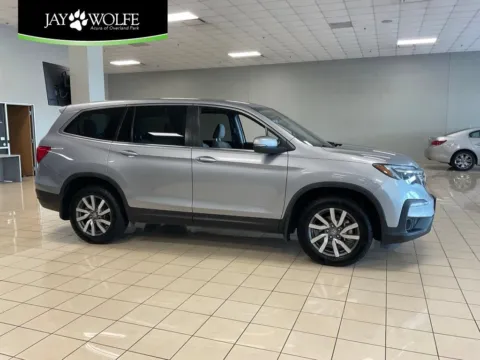 Silver 2021 Honda Pilot EX-L for sale in Overland Park, KS