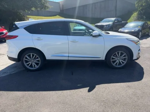 More photos of 2019 Acura RDX w/Technology Pkg at Acura of Overland Park, KS