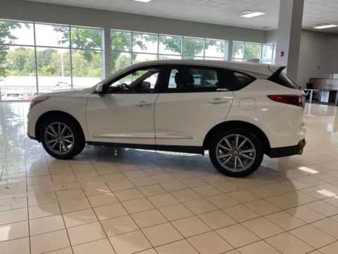 More photos of 2019 Acura RDX w/Technology Pkg at Acura of Overland Park, KS
