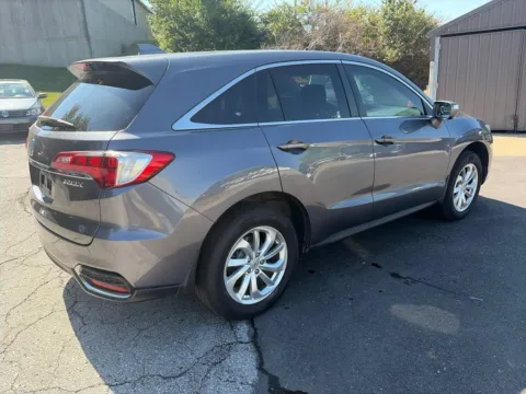 More photos of 2017 Acura RDX at Acura of Overland Park, KS