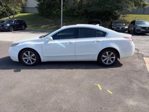 More photos of 2013 Acura TL Tech at Acura of Overland Park, KS