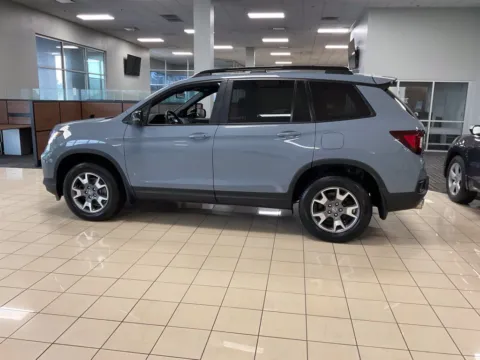 More photos of 2022 Honda Passport TrailSport at Acura of Overland Park, KS