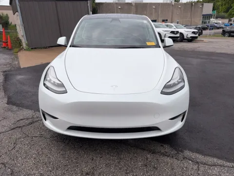 Photos of 2022 Tesla Model Y Long Range for sale in Overland Park, KS at Acura of Overland Park